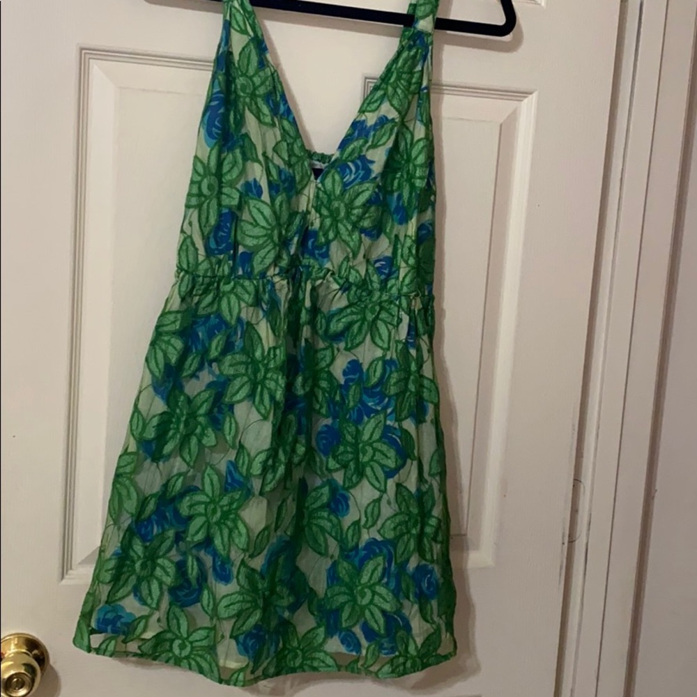 Sleeveless top